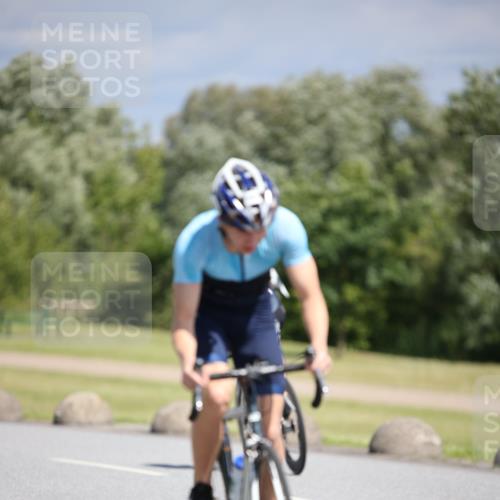 16.06.2024 - 26. Vierlanden-Triathlon Jannik Wohlers http://msf.ph/oto/6293821 16.06.2024 11:36:49 Radfahren 11, 56, 73, 112, 114, 158, 287 meine-sportfotos.de