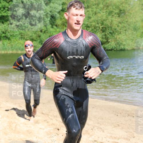 16.06.2024 - 26. Vierlanden-Triathlon Strokosch-Dieckow http://msf.ph/oto/6293955 16.06.2024 09:38:11 Schwimmen 7, 8, 9, 20, 52, 53, 71, 7, 8, 9, 20, 52, 53, 71 meine-sportfotos.de