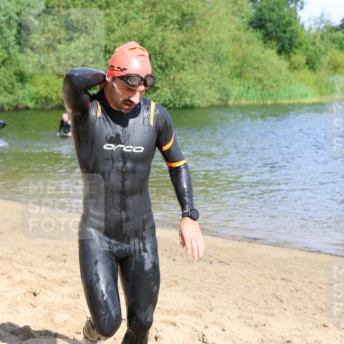 16.06.2024 - 26. Vierlanden-Triathlon Strokosch-Dieckow http://msf.ph/oto/6294010 16.06.2024 09:38:13 Schwimmen 7, 8, 9, 20, 24, 52, 53, 71, 7, 8, 9, 20, 24, 52, 53, 71 meine-sportfotos.de