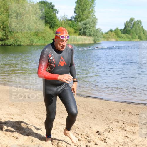 16.06.2024 - 26. Vierlanden-Triathlon Strokosch-Dieckow http://msf.ph/oto/6294103 16.06.2024 09:38:16 Schwimmen 7, 8, 9, 20, 24, 53, 71, 135, 7, 8, 9, 20, 24, 53, 71, 135 meine-sportfotos.de