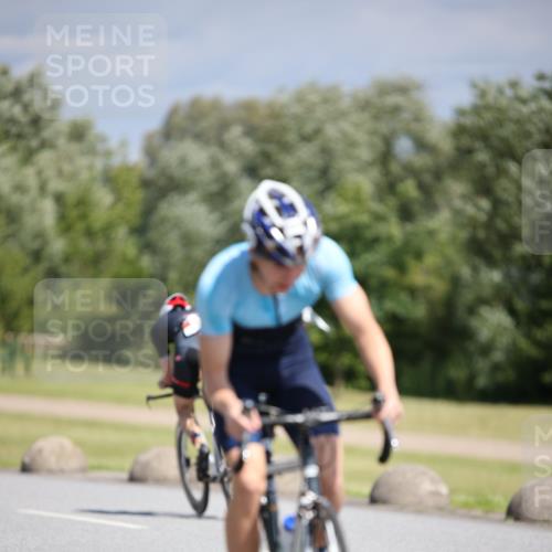 16.06.2024 - 26. Vierlanden-Triathlon Jannik Wohlers http://msf.ph/oto/6294114 16.06.2024 11:36:49 Radfahren 11, 56, 73, 112, 114, 158, 287 meine-sportfotos.de