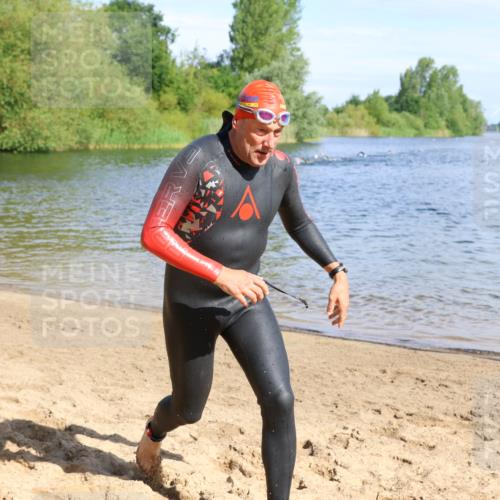 16.06.2024 - 26. Vierlanden-Triathlon Strokosch-Dieckow http://msf.ph/oto/6294116 16.06.2024 09:38:16 Schwimmen 7, 8, 9, 20, 24, 53, 71, 135, 7, 8, 9, 20, 24, 53, 71, 135 meine-sportfotos.de