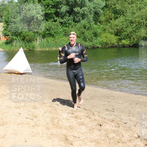 16.06.2024 - 26. Vierlanden-Triathlon Strokosch-Dieckow http://msf.ph/oto/6294140 16.06.2024 09:38:19 Schwimmen 7, 8, 9, 24, 53, 71, 135, 7, 8, 9, 24, 53, 71, 135 meine-sportfotos.de