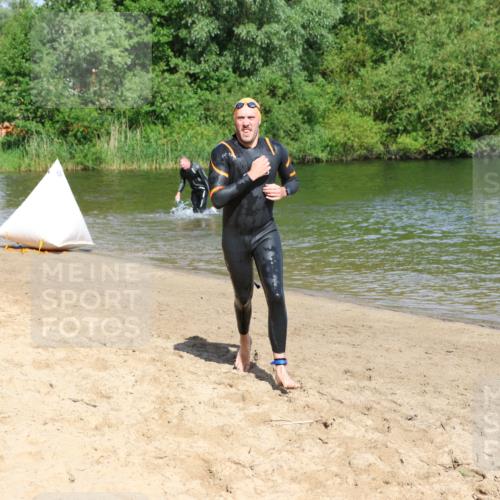 16.06.2024 - 26. Vierlanden-Triathlon Strokosch-Dieckow http://msf.ph/oto/6294155 16.06.2024 09:38:19 Schwimmen 7, 8, 9, 24, 53, 71, 135, 7, 8, 9, 24, 53, 71, 135 meine-sportfotos.de