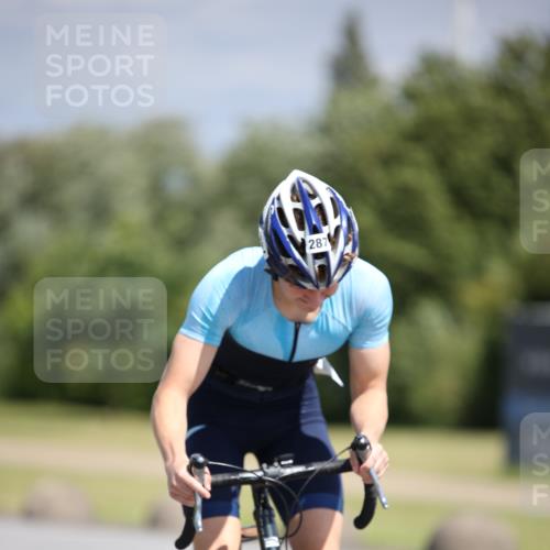 16.06.2024 - 26. Vierlanden-Triathlon Jannik Wohlers http://msf.ph/oto/6294175 16.06.2024 11:36:50 Radfahren 11, 56, 73, 112, 114, 152, 158, 287 meine-sportfotos.de