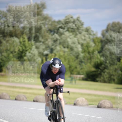 16.06.2024 - 26. Vierlanden-Triathlon Jannik Wohlers http://msf.ph/oto/6294199 16.06.2024 11:36:55 Radfahren 42, 56, 114, 152, 158, 287 meine-sportfotos.de
