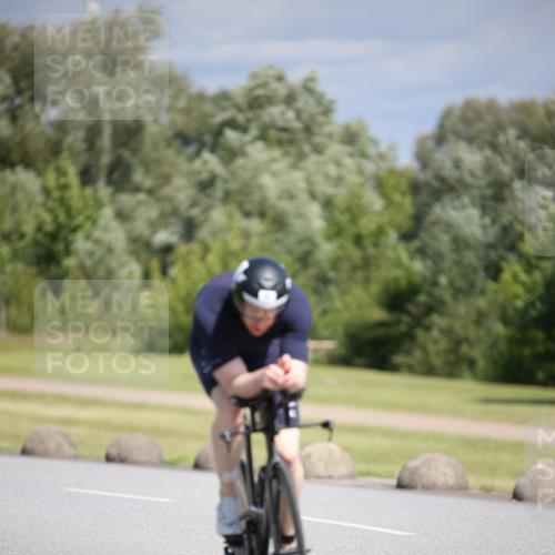 16.06.2024 - 26. Vierlanden-Triathlon Jannik Wohlers http://msf.ph/oto/6294208 16.06.2024 11:36:55 Radfahren 42, 56, 114, 152, 158, 287 meine-sportfotos.de
