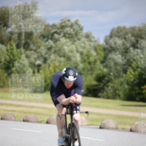 16.06.2024 - 26. Vierlanden-Triathlon Jannik Wohlers http://msf.ph/oto/6294212 16.06.2024 11:36:55 Radfahren 42, 56, 114, 152, 158, 287 meine-sportfotos.de