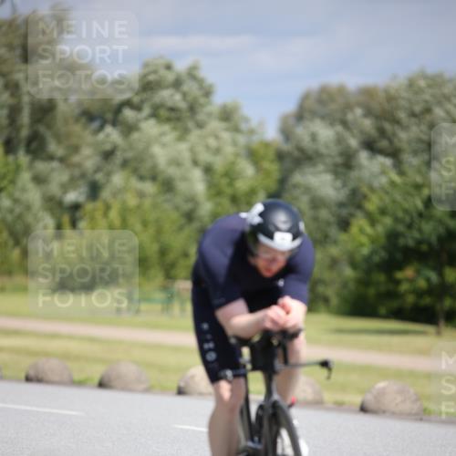 16.06.2024 - 26. Vierlanden-Triathlon Jannik Wohlers http://msf.ph/oto/6294228 16.06.2024 11:36:55 Radfahren 42, 56, 114, 152, 158, 287 meine-sportfotos.de