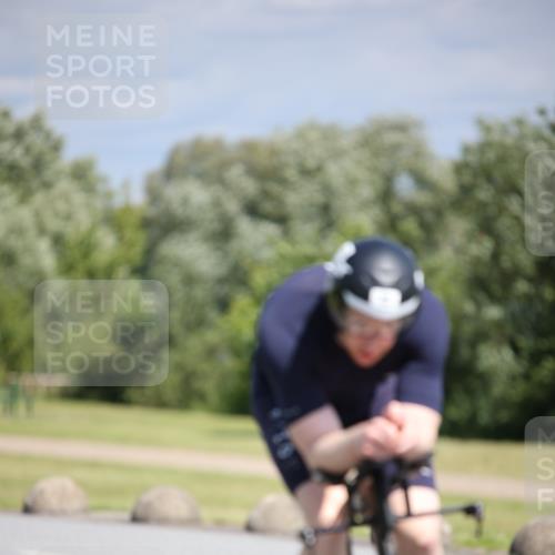 16.06.2024 - 26. Vierlanden-Triathlon Jannik Wohlers http://msf.ph/oto/6294260 16.06.2024 11:36:55 Radfahren 42, 56, 114, 152, 158, 287 meine-sportfotos.de