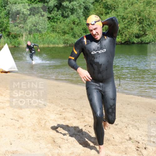16.06.2024 - 26. Vierlanden-Triathlon Strokosch-Dieckow http://msf.ph/oto/6294266 16.06.2024 09:38:20 Schwimmen 7, 8, 9, 24, 71, 135, 7, 8, 9, 24, 71, 135 meine-sportfotos.de