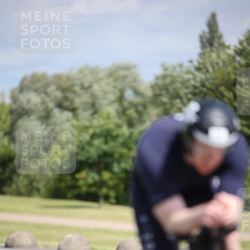 16.06.2024 - 26. Vierlanden-Triathlon Jannik Wohlers http://msf.ph/oto/6294305 16.06.2024 11:36:56 Radfahren 42, 114, 152, 158, 287 meine-sportfotos.de