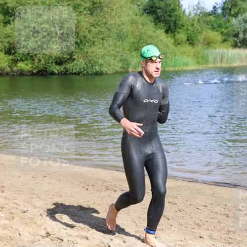 16.06.2024 - 26. Vierlanden-Triathlon Strokosch-Dieckow http://msf.ph/oto/6294313 16.06.2024 09:38:24 Schwimmen 7, 9, 24, 127, 135, 7, 9, 24, 127, 135 meine-sportfotos.de