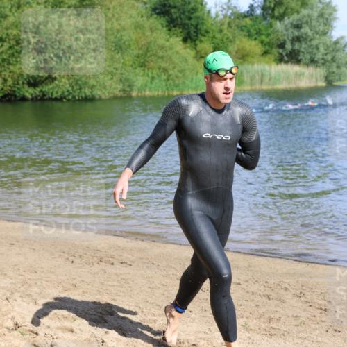 16.06.2024 - 26. Vierlanden-Triathlon Strokosch-Dieckow http://msf.ph/oto/6294338 16.06.2024 09:38:24 Schwimmen 7, 9, 24, 127, 135, 7, 9, 24, 127, 135 meine-sportfotos.de