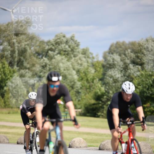 16.06.2024 - 26. Vierlanden-Triathlon Jannik Wohlers http://msf.ph/oto/6294429 16.06.2024 11:36:58 Radfahren 40, 42, 113, 131, 152, 158, 173, 250 meine-sportfotos.de