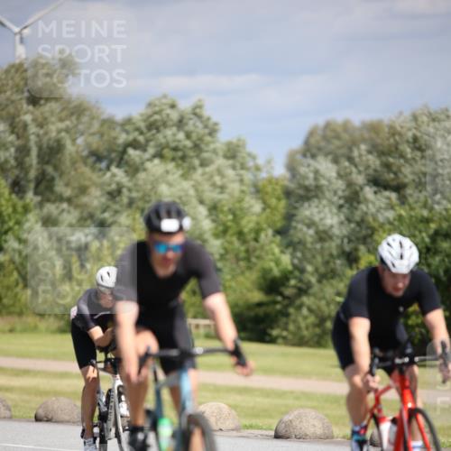 16.06.2024 - 26. Vierlanden-Triathlon Jannik Wohlers http://msf.ph/oto/6294441 16.06.2024 11:36:59 Radfahren 40, 42, 113, 131, 152, 158, 173, 250, 262 meine-sportfotos.de