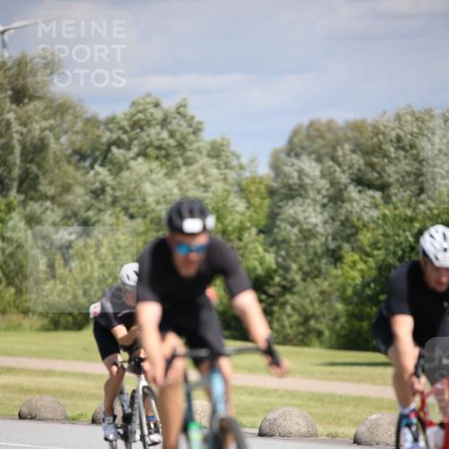 16.06.2024 - 26. Vierlanden-Triathlon Jannik Wohlers http://msf.ph/oto/6294454 16.06.2024 11:36:59 Radfahren 40, 42, 113, 131, 152, 158, 173, 250, 262 meine-sportfotos.de