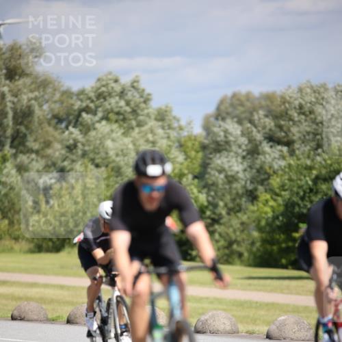 16.06.2024 - 26. Vierlanden-Triathlon Jannik Wohlers http://msf.ph/oto/6294456 16.06.2024 11:36:59 Radfahren 40, 42, 113, 131, 152, 158, 173, 250, 262 meine-sportfotos.de