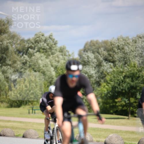 16.06.2024 - 26. Vierlanden-Triathlon Jannik Wohlers http://msf.ph/oto/6294466 16.06.2024 11:36:59 Radfahren 40, 42, 113, 131, 152, 158, 173, 250, 262 meine-sportfotos.de