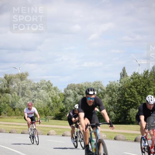 16.06.2024 - 26. Vierlanden-Triathlon Jannik Wohlers http://msf.ph/oto/6294496 16.06.2024 11:36:59 Radfahren 40, 42, 113, 131, 152, 158, 173, 250, 262 meine-sportfotos.de