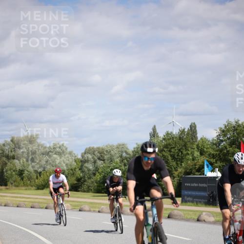 16.06.2024 - 26. Vierlanden-Triathlon Jannik Wohlers http://msf.ph/oto/6294517 16.06.2024 11:37:00 Radfahren 40, 42, 113, 131, 152, 173, 250, 262 meine-sportfotos.de