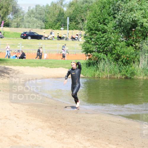 16.06.2024 - 26. Vierlanden-Triathlon Strokosch-Dieckow http://msf.ph/oto/6294523 16.06.2024 09:38:51 Schwimmen  meine-sportfotos.de