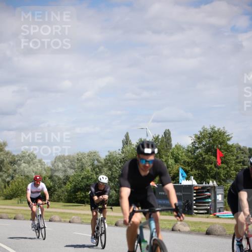 16.06.2024 - 26. Vierlanden-Triathlon Jannik Wohlers http://msf.ph/oto/6294593 16.06.2024 11:37:00 Radfahren 40, 42, 113, 131, 152, 173, 250, 262 meine-sportfotos.de