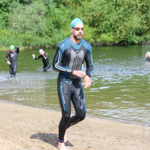 16.06.2024 - 26. Vierlanden-Triathlon Strokosch-Dieckow http://msf.ph/oto/6294684 16.06.2024 09:38:59 Schwimmen 26, 30, 69, 90, 26, 30, 69, 90 meine-sportfotos.de