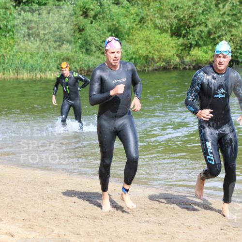 16.06.2024 - 26. Vierlanden-Triathlon Strokosch-Dieckow http://msf.ph/oto/6294854 16.06.2024 09:39:04 Schwimmen 26, 30, 31, 57, 69, 83, 90, 26, 30, 31, 57, 69, 83, 90 meine-sportfotos.de