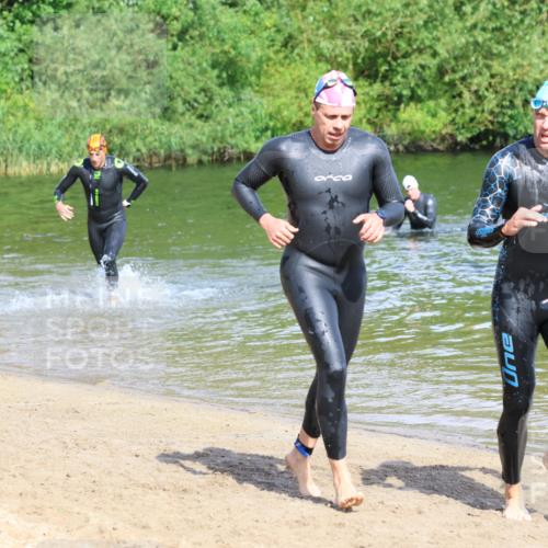16.06.2024 - 26. Vierlanden-Triathlon Strokosch-Dieckow http://msf.ph/oto/6294889 16.06.2024 09:39:04 Schwimmen 26, 30, 31, 57, 69, 83, 90, 26, 30, 31, 57, 69, 83, 90 meine-sportfotos.de