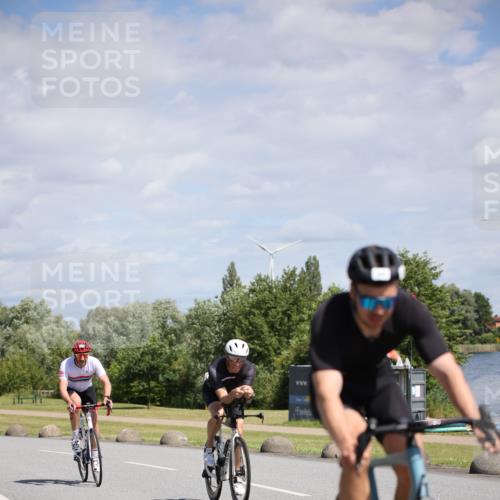 16.06.2024 - 26. Vierlanden-Triathlon Jannik Wohlers http://msf.ph/oto/6294903 16.06.2024 11:37:00 Radfahren 40, 42, 113, 131, 152, 173, 250, 262 meine-sportfotos.de