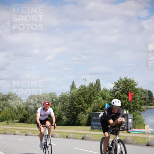 16.06.2024 - 26. Vierlanden-Triathlon Jannik Wohlers http://msf.ph/oto/6294933 16.06.2024 11:37:01 Radfahren 40, 42, 113, 131, 173, 231, 250, 262 meine-sportfotos.de