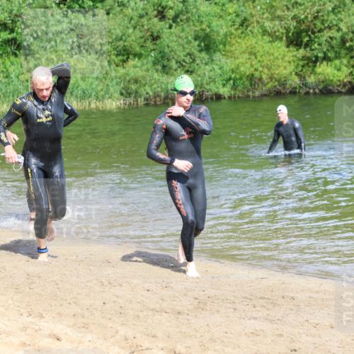 16.06.2024 - 26. Vierlanden-Triathlon Strokosch-Dieckow http://msf.ph/oto/6294954 16.06.2024 09:39:06 Schwimmen 26, 30, 31, 57, 69, 83, 90, 26, 30, 31, 57, 69, 83, 90 meine-sportfotos.de