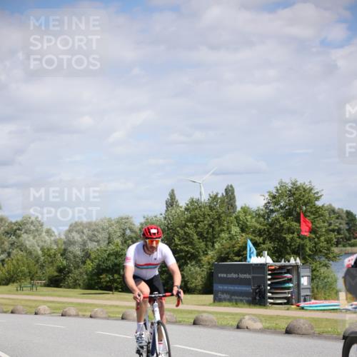16.06.2024 - 26. Vierlanden-Triathlon Jannik Wohlers http://msf.ph/oto/6294961 16.06.2024 11:37:01 Radfahren 40, 42, 113, 131, 173, 231, 250, 262 meine-sportfotos.de