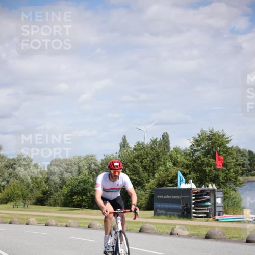 16.06.2024 - 26. Vierlanden-Triathlon Jannik Wohlers http://msf.ph/oto/6294965 16.06.2024 11:37:01 Radfahren 40, 42, 113, 131, 173, 231, 250, 262 meine-sportfotos.de