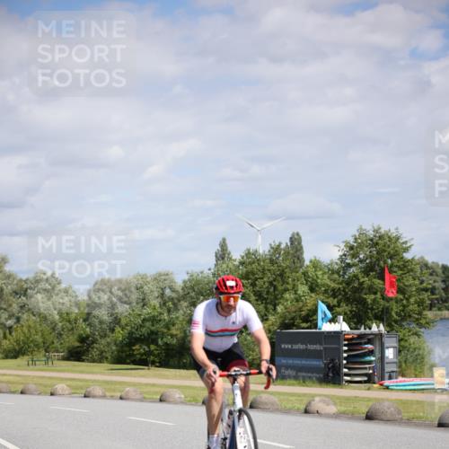 16.06.2024 - 26. Vierlanden-Triathlon Jannik Wohlers http://msf.ph/oto/6294974 16.06.2024 11:37:01 Radfahren 40, 42, 113, 131, 173, 231, 250, 262 meine-sportfotos.de