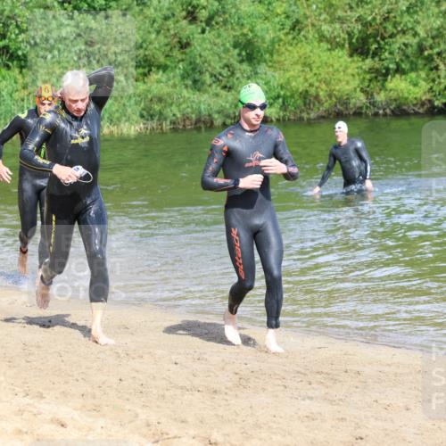 16.06.2024 - 26. Vierlanden-Triathlon Strokosch-Dieckow http://msf.ph/oto/6294985 16.06.2024 09:39:06 Schwimmen 26, 30, 31, 57, 69, 83, 90, 26, 30, 31, 57, 69, 83, 90 meine-sportfotos.de