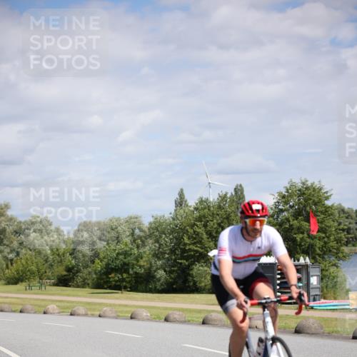 16.06.2024 - 26. Vierlanden-Triathlon Jannik Wohlers http://msf.ph/oto/6294996 16.06.2024 11:37:01 Radfahren 40, 42, 113, 131, 173, 231, 250, 262 meine-sportfotos.de