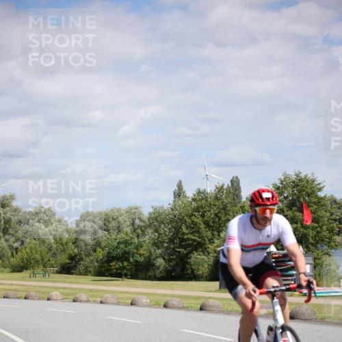 16.06.2024 - 26. Vierlanden-Triathlon Jannik Wohlers http://msf.ph/oto/6294999 16.06.2024 11:37:02 Radfahren 40, 42, 113, 131, 173, 231, 250, 262 meine-sportfotos.de