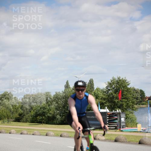 16.06.2024 - 26. Vierlanden-Triathlon Jannik Wohlers http://msf.ph/oto/6295040 16.06.2024 11:37:04 Radfahren 40, 113, 131, 173, 231, 250, 262 meine-sportfotos.de