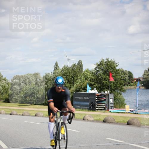 16.06.2024 - 26. Vierlanden-Triathlon Jannik Wohlers http://msf.ph/oto/6295069 16.06.2024 11:37:13 Radfahren 13, 321, 331, 352 meine-sportfotos.de