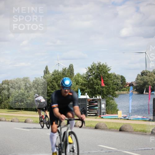 16.06.2024 - 26. Vierlanden-Triathlon Jannik Wohlers http://msf.ph/oto/6295080 16.06.2024 11:37:13 Radfahren 13, 321, 331, 352 meine-sportfotos.de