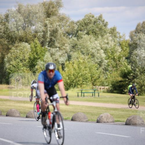 16.06.2024 - 26. Vierlanden-Triathlon Jannik Wohlers http://msf.ph/oto/6295102 16.06.2024 11:37:22 Radfahren 6, 50, 133, 294, 310, 352 meine-sportfotos.de