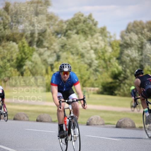 16.06.2024 - 26. Vierlanden-Triathlon Jannik Wohlers http://msf.ph/oto/6295122 16.06.2024 11:37:22 Radfahren 6, 50, 133, 294, 310, 352 meine-sportfotos.de