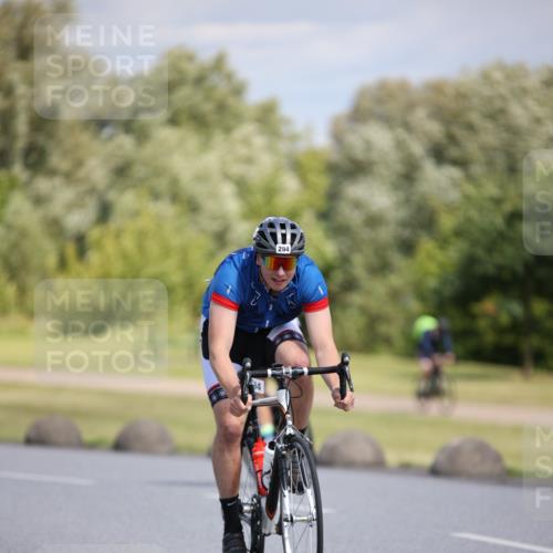 16.06.2024 - 26. Vierlanden-Triathlon Jannik Wohlers http://msf.ph/oto/6295165 16.06.2024 11:37:22 Radfahren 6, 50, 133, 294, 310, 352 meine-sportfotos.de