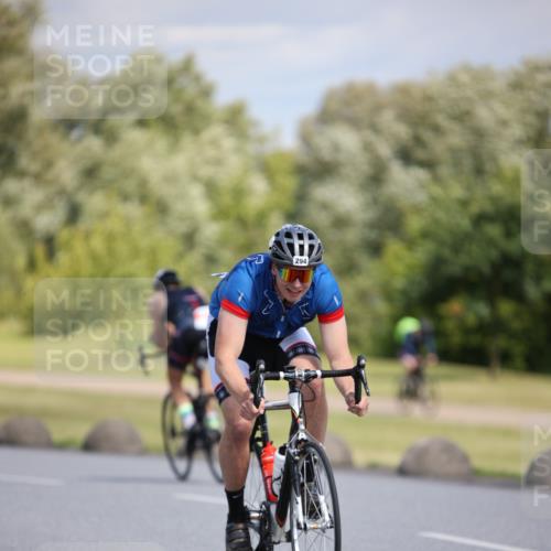 16.06.2024 - 26. Vierlanden-Triathlon Jannik Wohlers http://msf.ph/oto/6295179 16.06.2024 11:37:22 Radfahren 6, 50, 133, 294, 310, 352 meine-sportfotos.de