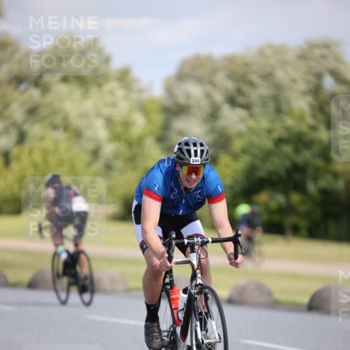 16.06.2024 - 26. Vierlanden-Triathlon Jannik Wohlers http://msf.ph/oto/6295190 16.06.2024 11:37:22 Radfahren 6, 50, 133, 294, 310, 352 meine-sportfotos.de