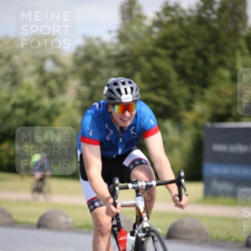 16.06.2024 - 26. Vierlanden-Triathlon Jannik Wohlers http://msf.ph/oto/6295237 16.06.2024 11:37:23 Radfahren 6, 50, 133, 233, 294, 310, 335, 352 meine-sportfotos.de