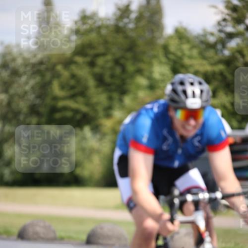 16.06.2024 - 26. Vierlanden-Triathlon Jannik Wohlers http://msf.ph/oto/6295263 16.06.2024 11:37:23 Radfahren 6, 50, 133, 233, 294, 310, 335, 352 meine-sportfotos.de