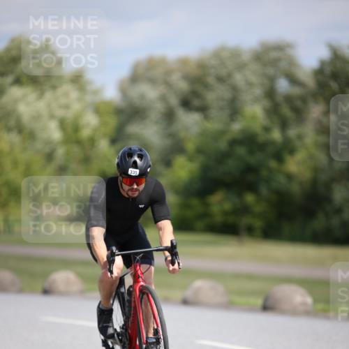 16.06.2024 - 26. Vierlanden-Triathlon Jannik Wohlers http://msf.ph/oto/6295267 16.06.2024 11:37:25 Radfahren 6, 50, 133, 233, 294, 310, 335 meine-sportfotos.de